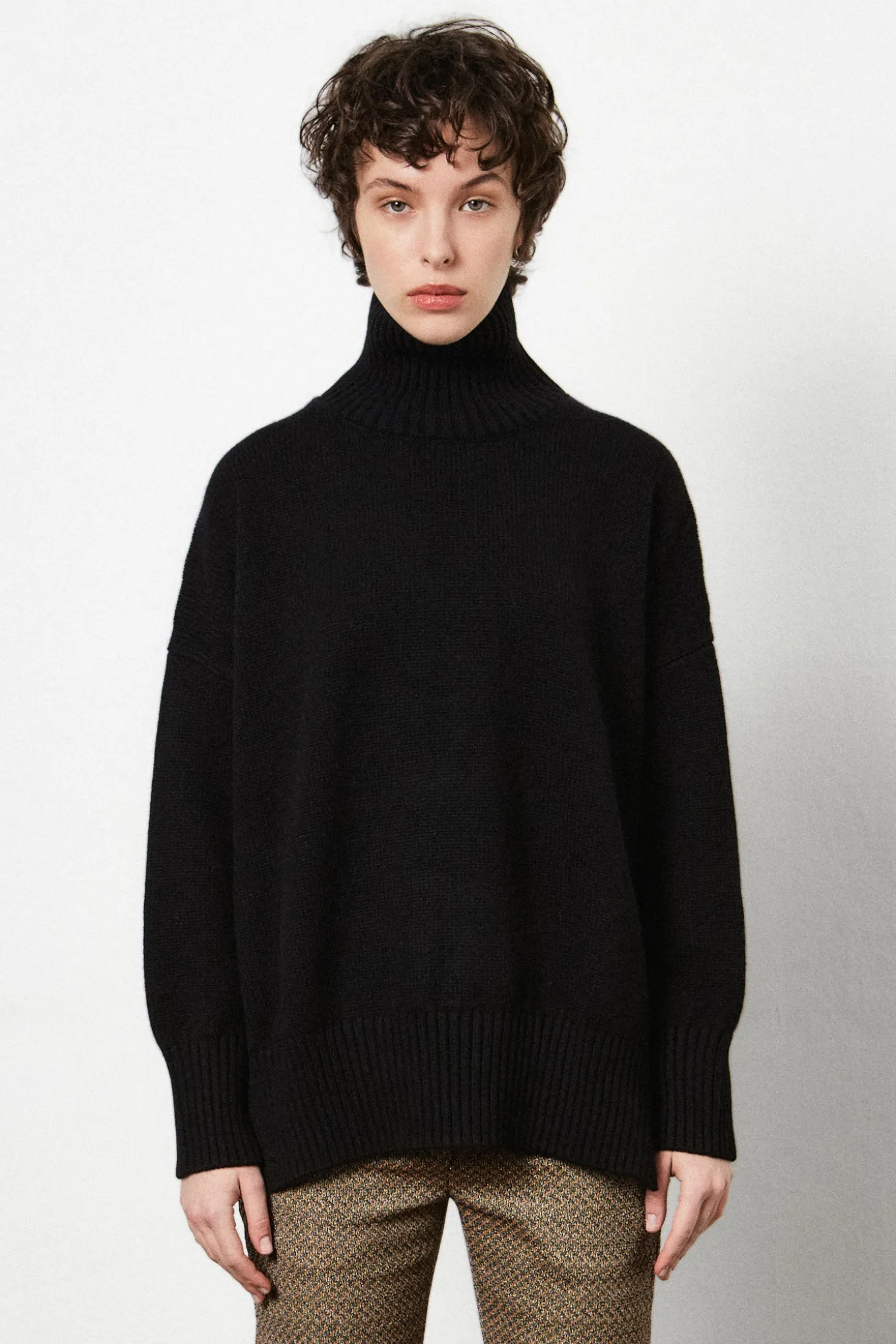 Fashion CARA Women Knitwear