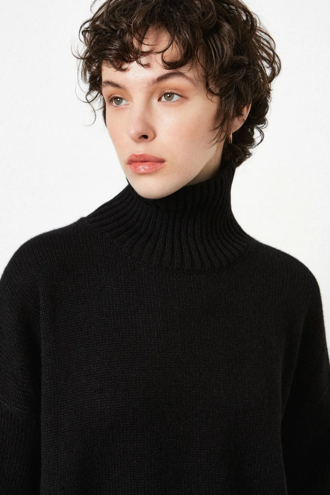 Fashion CARA Women Knitwear
