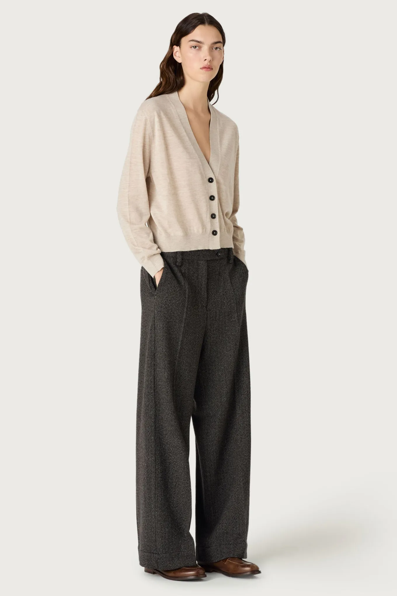 Store LAMIA Women Trousers