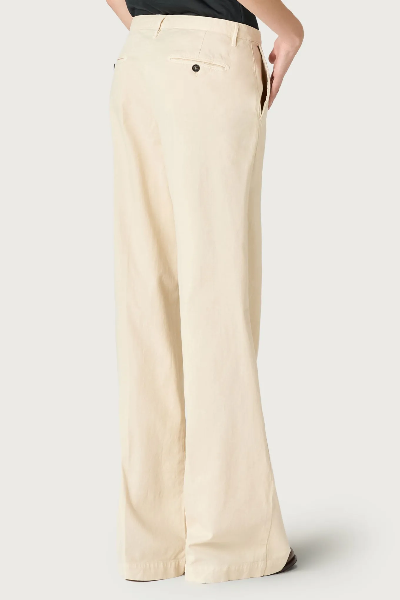 New LAMNA Women Trousers