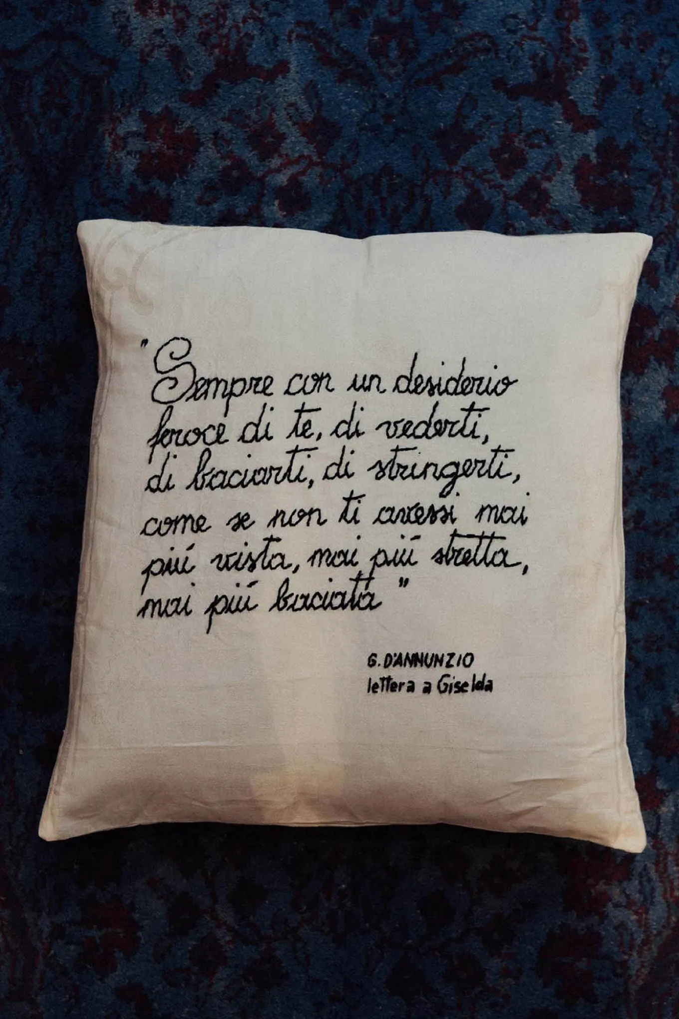 Store PILLOW Arts & Crafts